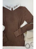 Blusa Tricô Gola Bordada Marrom