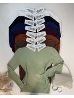 Blusa Tricô Gola Bordada Azul Marinho