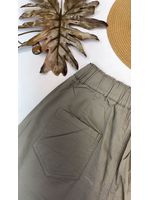 Short Cenoura Com Cinto Bolinhas Douradas Cinza 