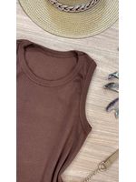 Blusa Regata Canelada Alongada Marrom 