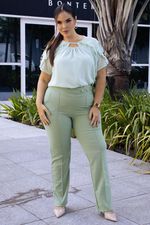 Blusa de Crepe com Babados