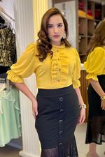 Blusa de crepe com jabour 