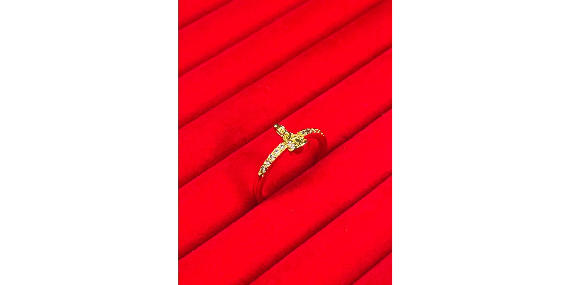 Anel Nossa Senhora Cravejado Banhado A Ouro 18k