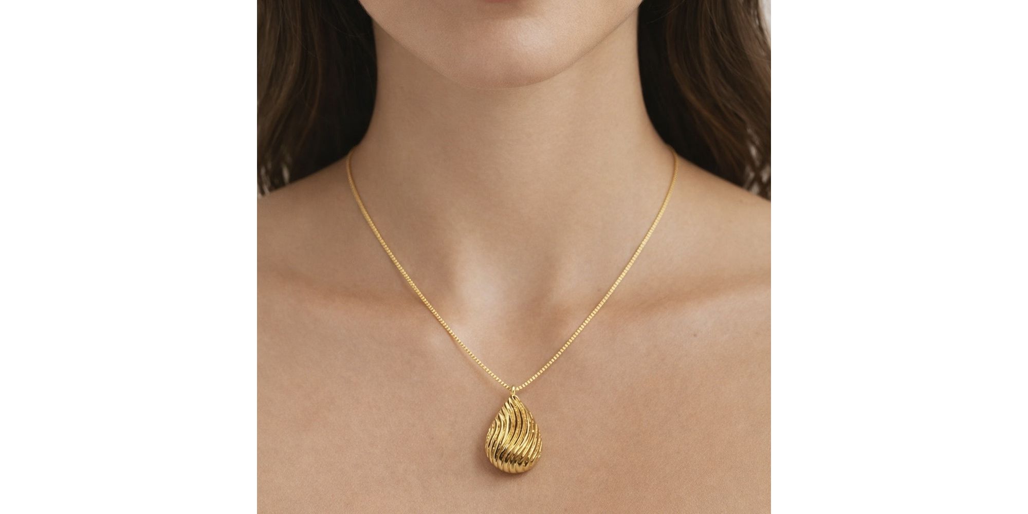 Colar Gota Vintage Banhado A Ouro 18K