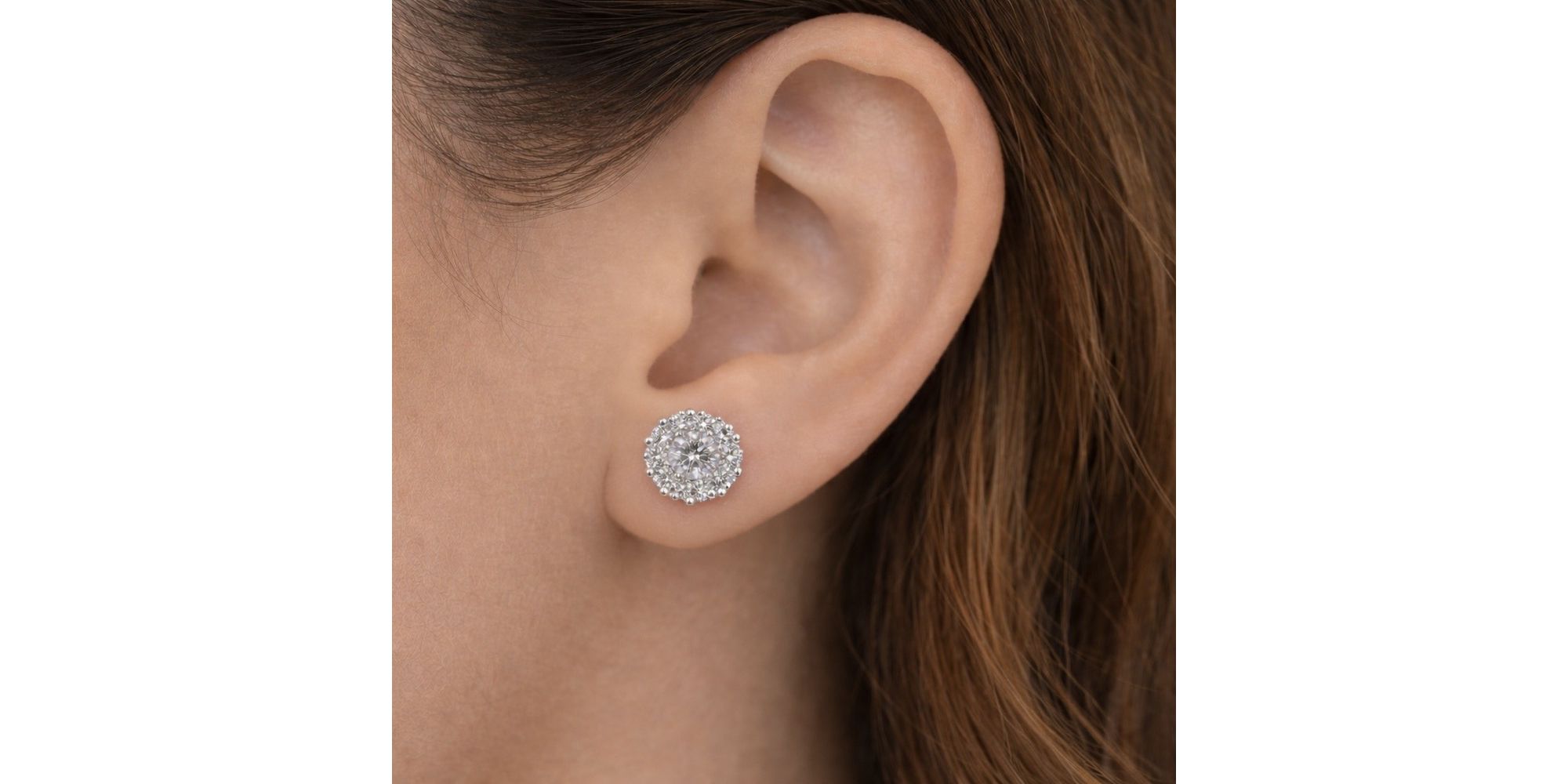 Brinco Matrix Tenns Cravejado Hipoalergênico Banhado a Prata 925