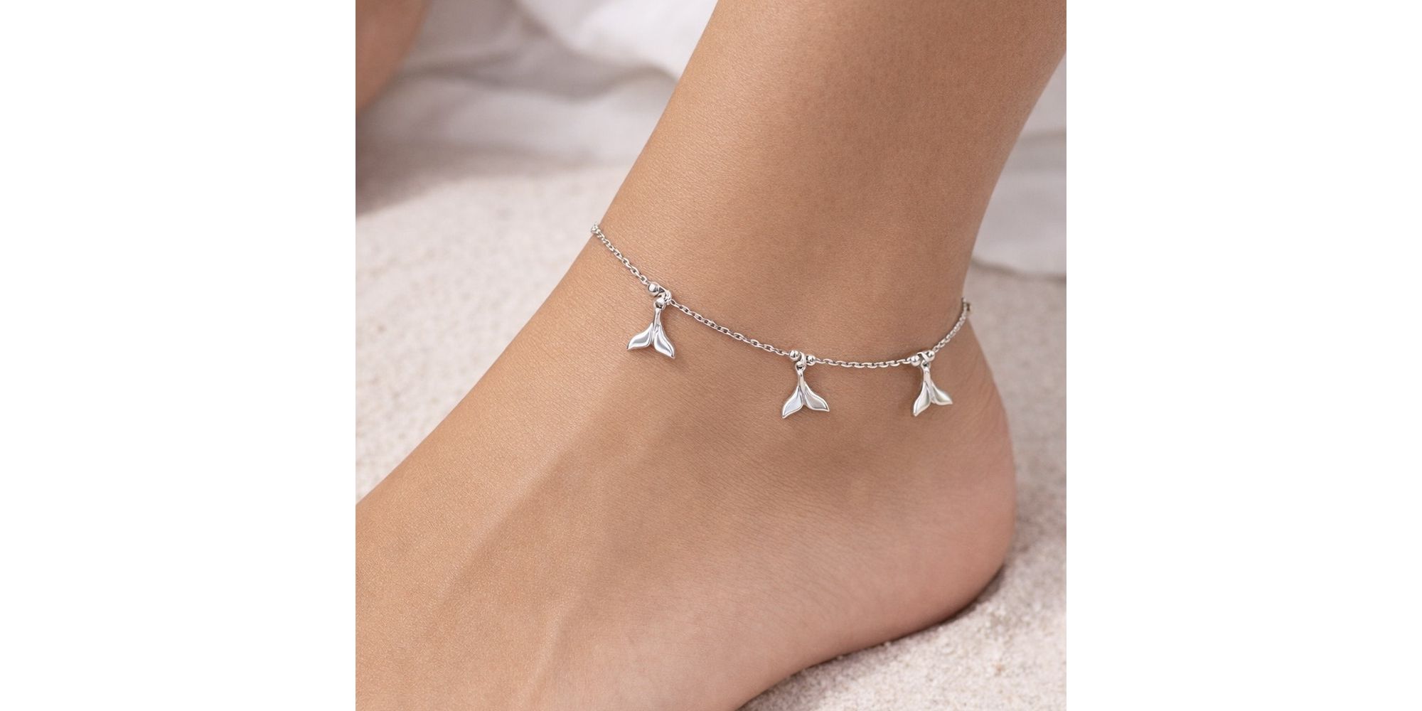 Tornozeleira Rabo Baleia Pendurada Banhado a Prata 925