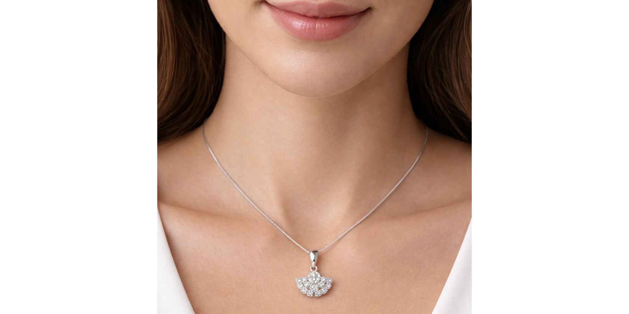 Conjunto Leque Strass Banhado a Prata 925