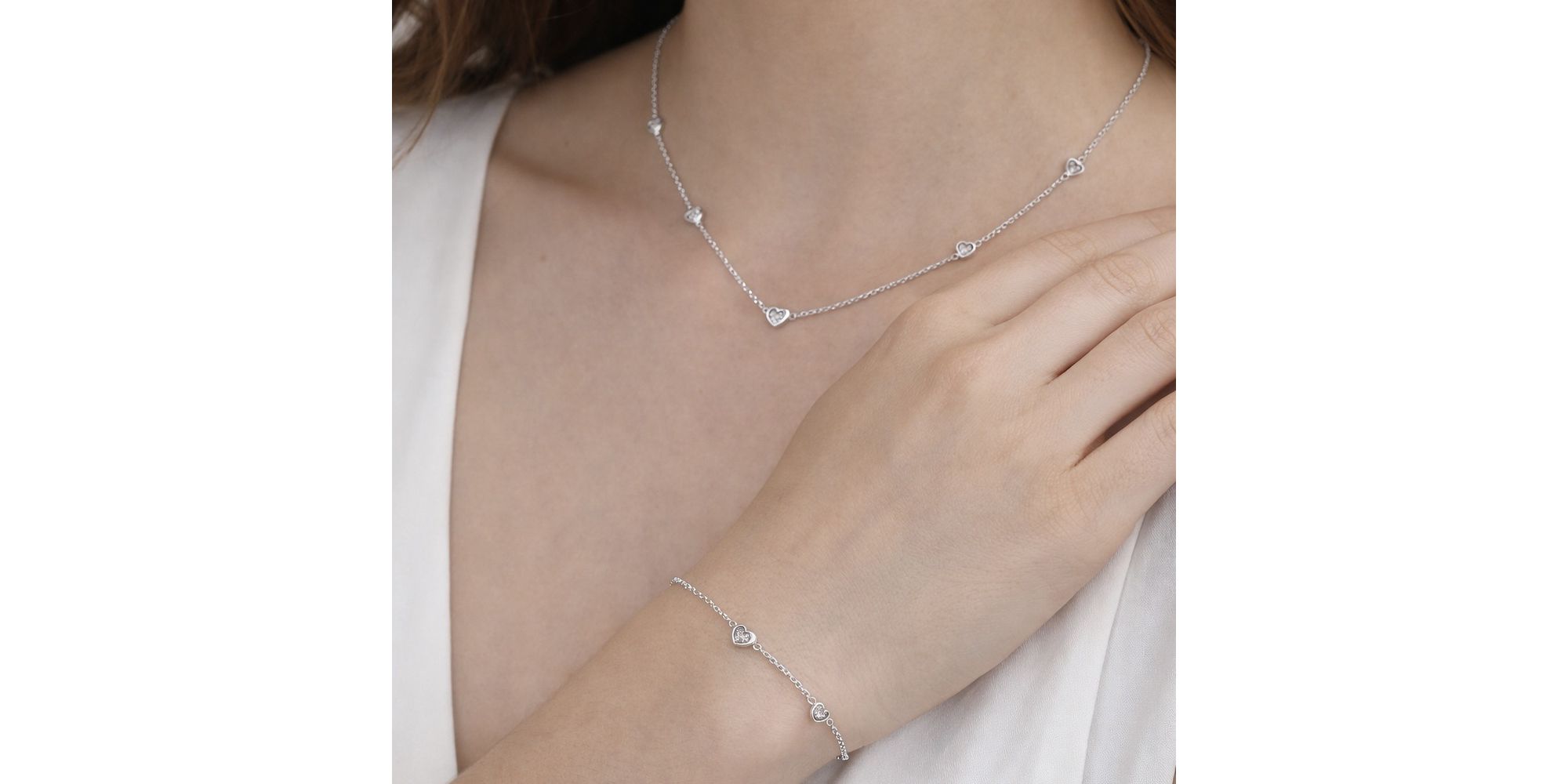 Conjunto Pontos Luz Coração Zircônia Banhado a Prata 925