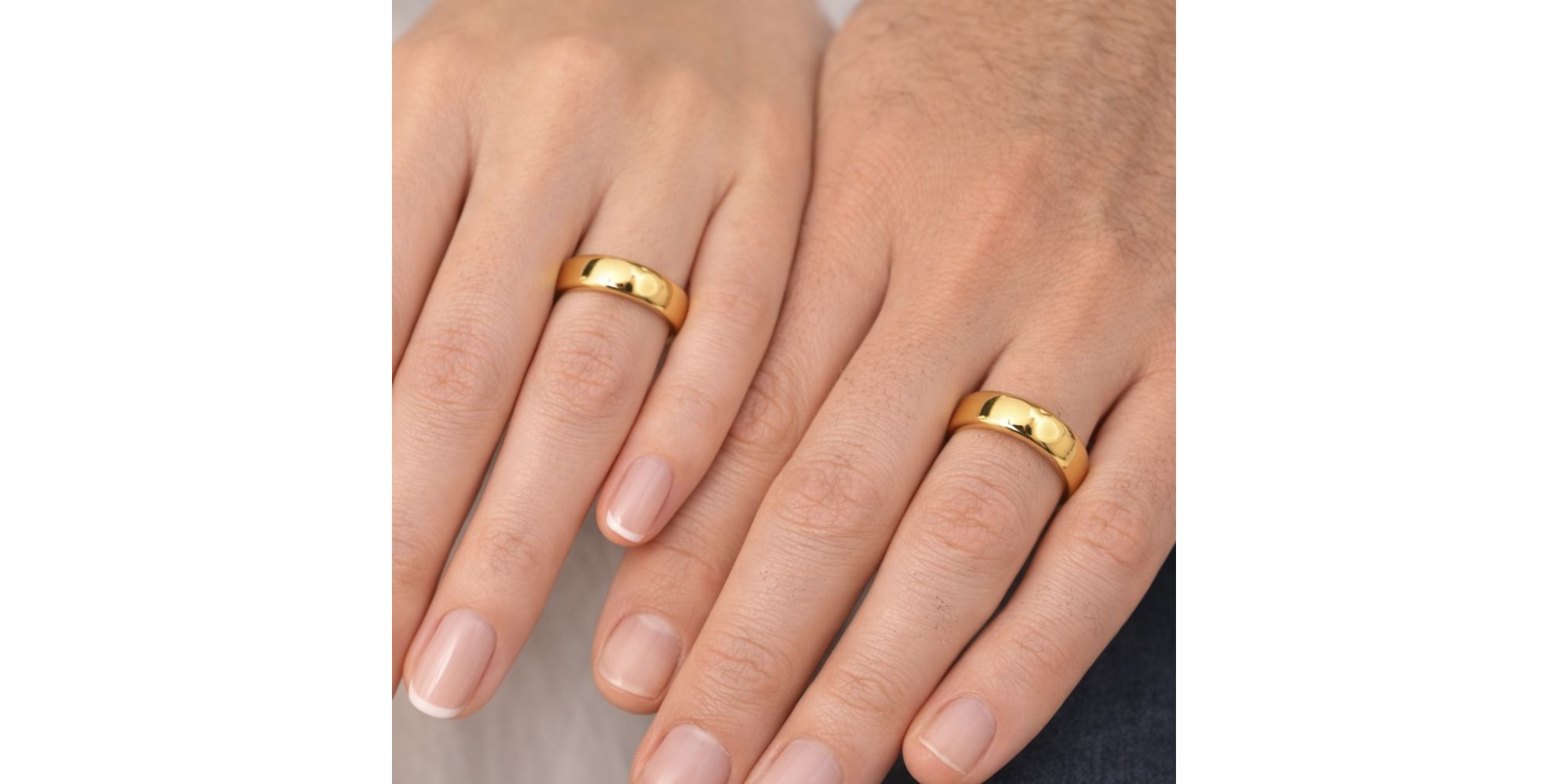 Aliança Baulada Clássica Aço Dourado