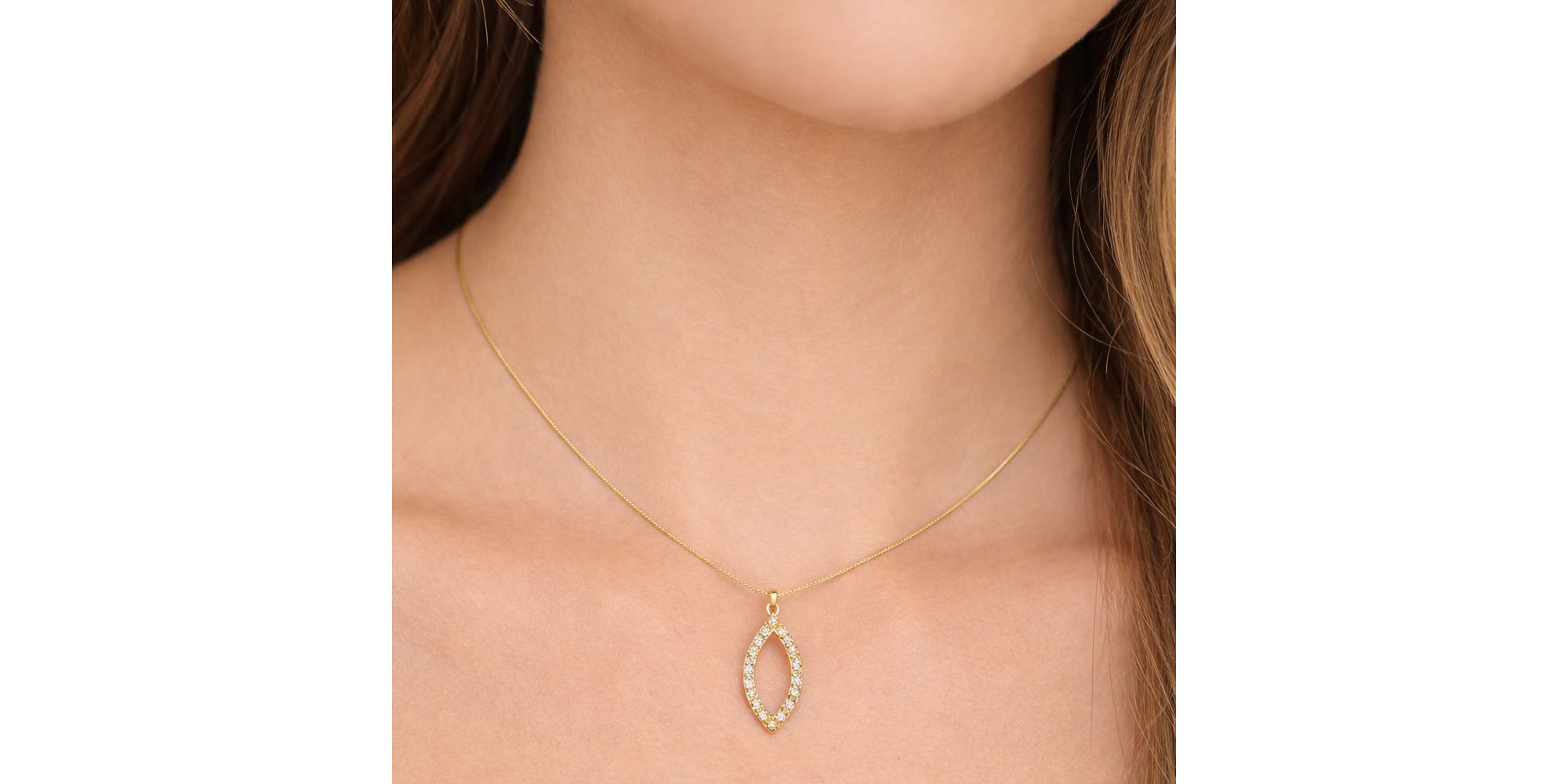 Conjunto Navete Vazado Strass Banhado a Ouro 18k