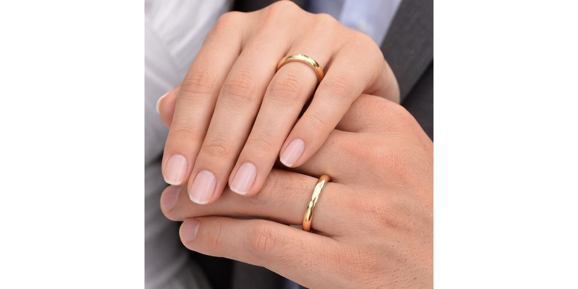 Aliança Baulada Clássica Aço Dourado 