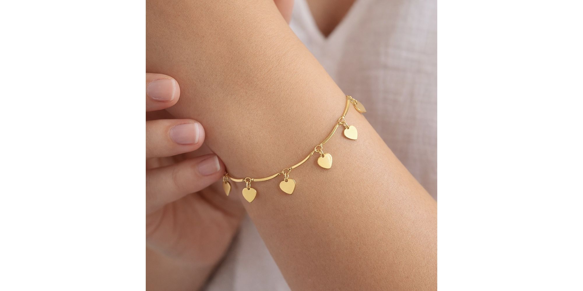 Pulseira Coração Pendurado Canutilho Banhado a Ouro 18K