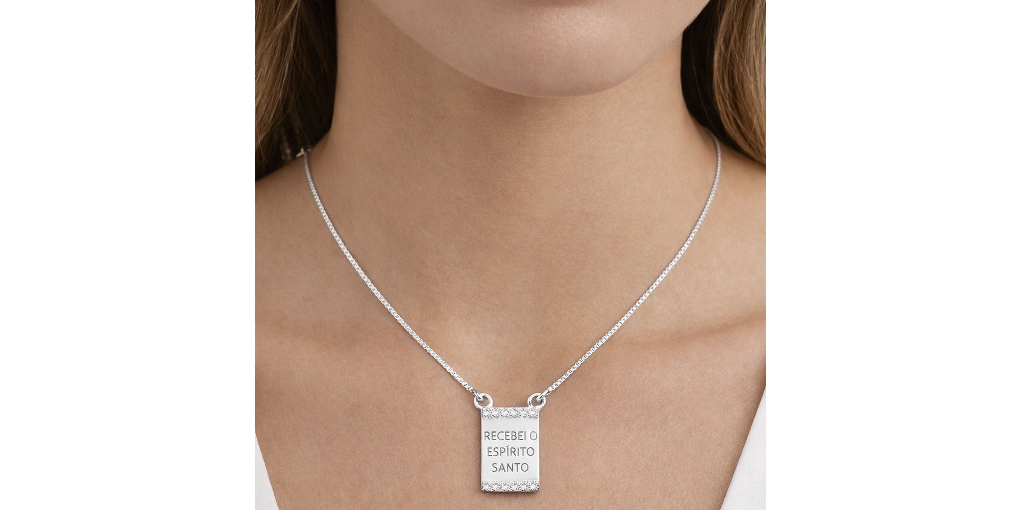 Colar Escapulário Espírito Santo Cravejado Banhado a Prata 925