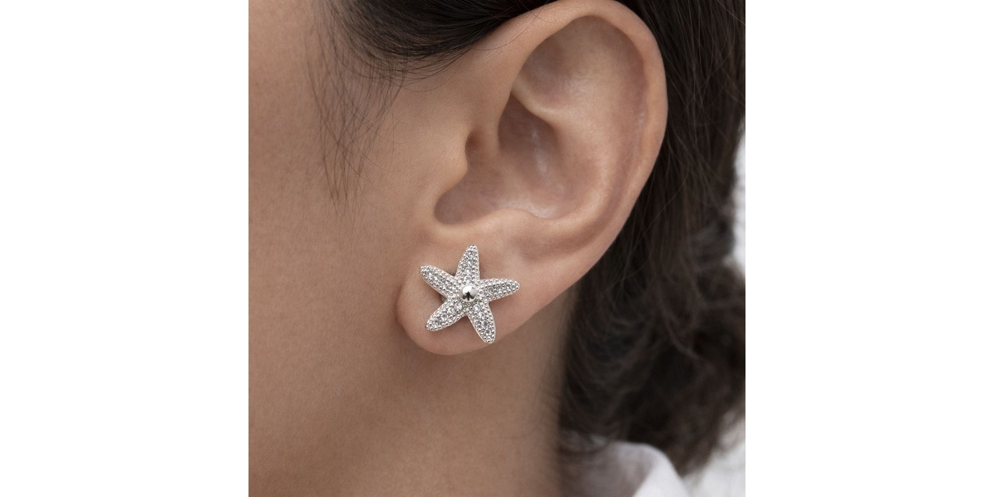 Brinco Estrela do Mar Cravejado Banhado a Prata 925