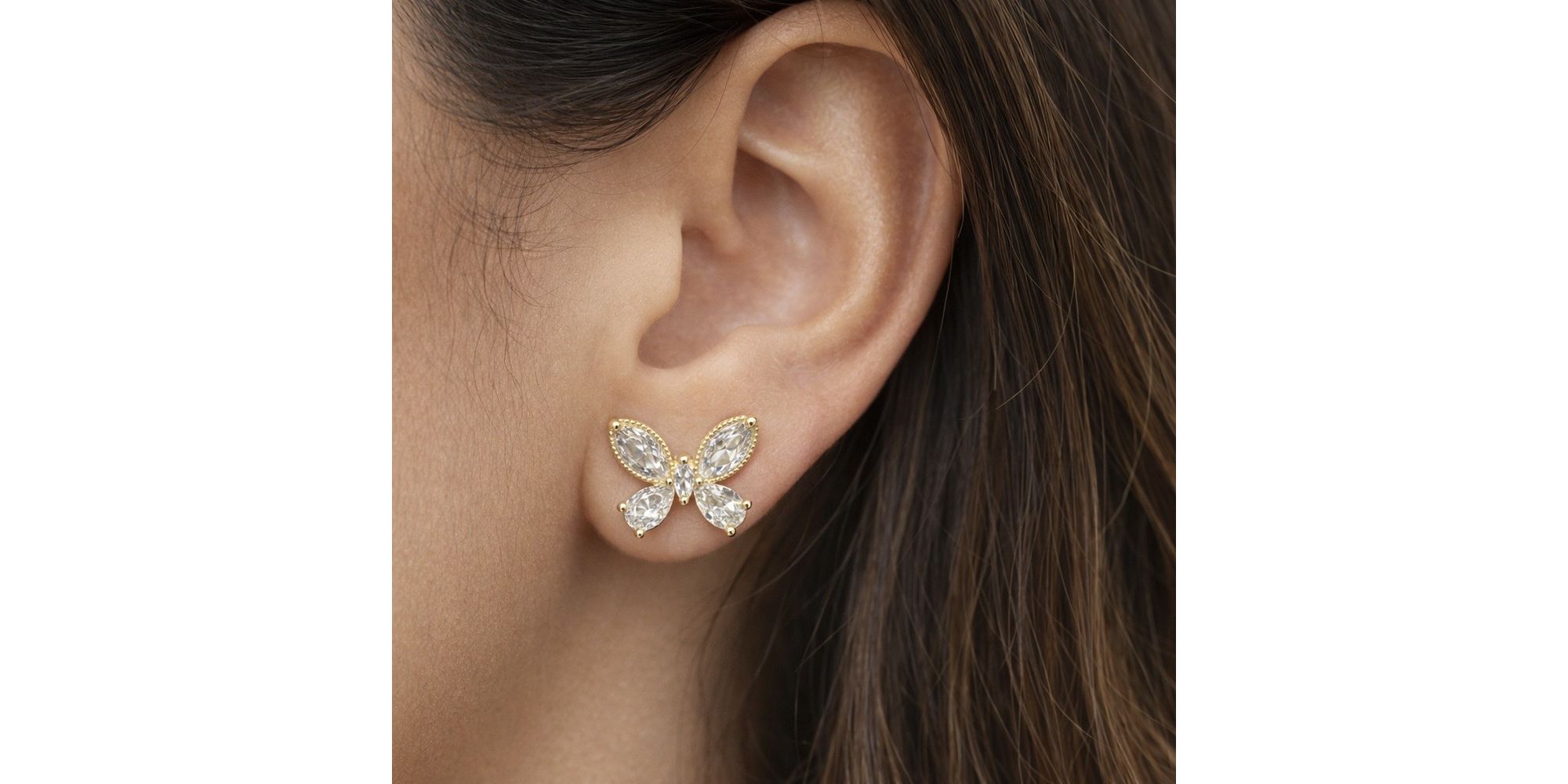 Brinco Borboleta 4 Pedras Zircônias Hipoalergênico Banhado a Ouro 18K