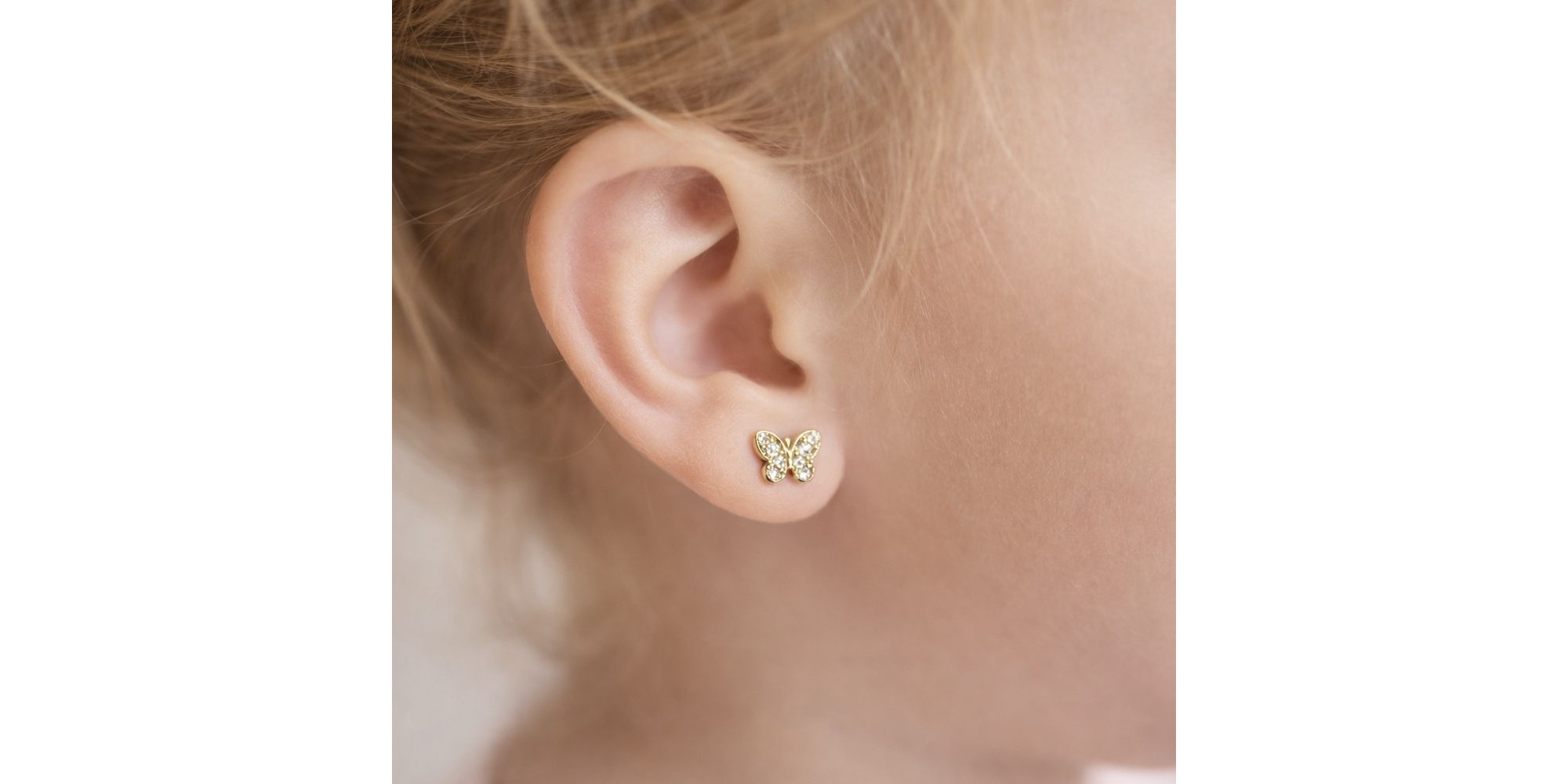 Brinco Borboleta Mini Cristal Cravejado Banhado a Ouro 18K