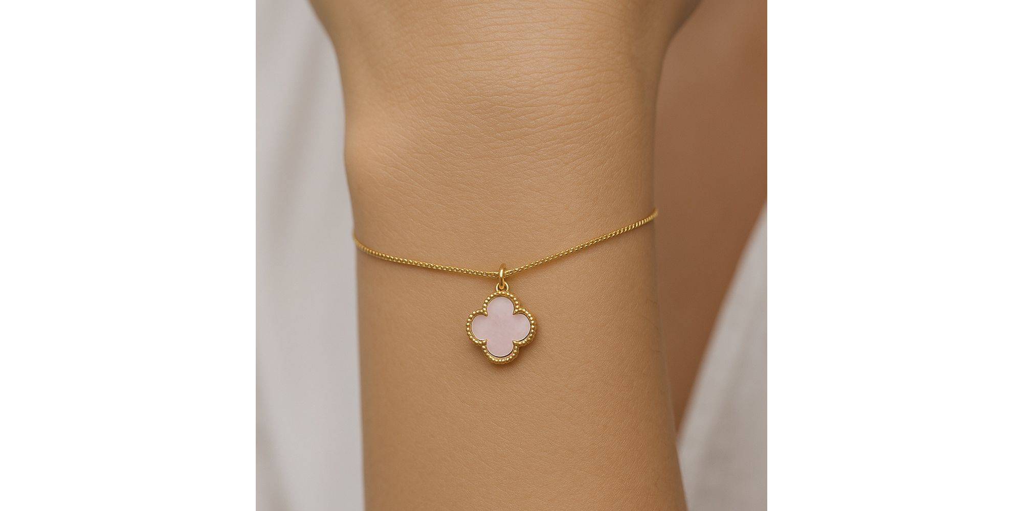 Pulseira Veneziana Trevo Rosa Banhado a Ouro 18K