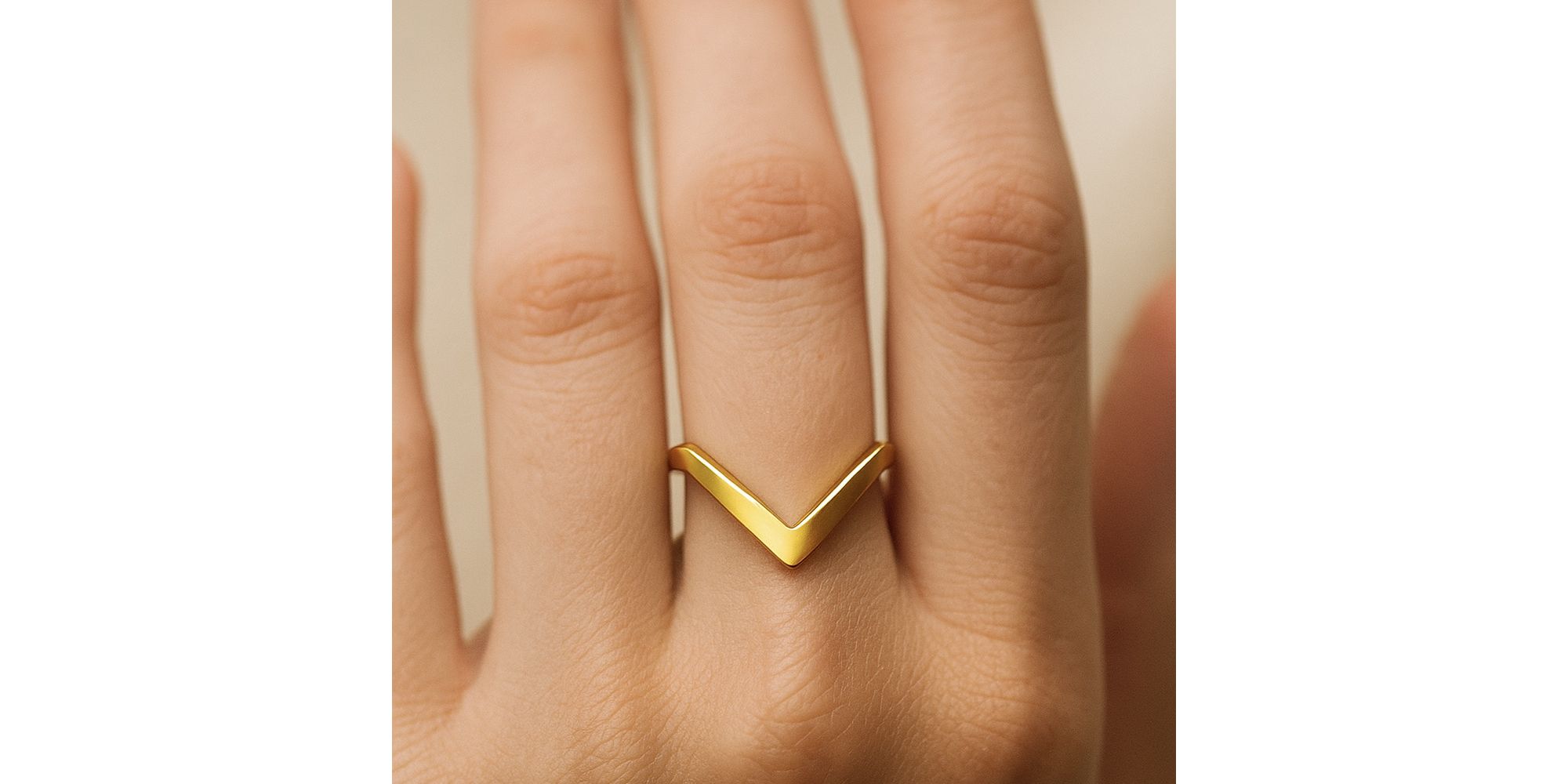 Anel Mulher Maravilha Aço Dourado