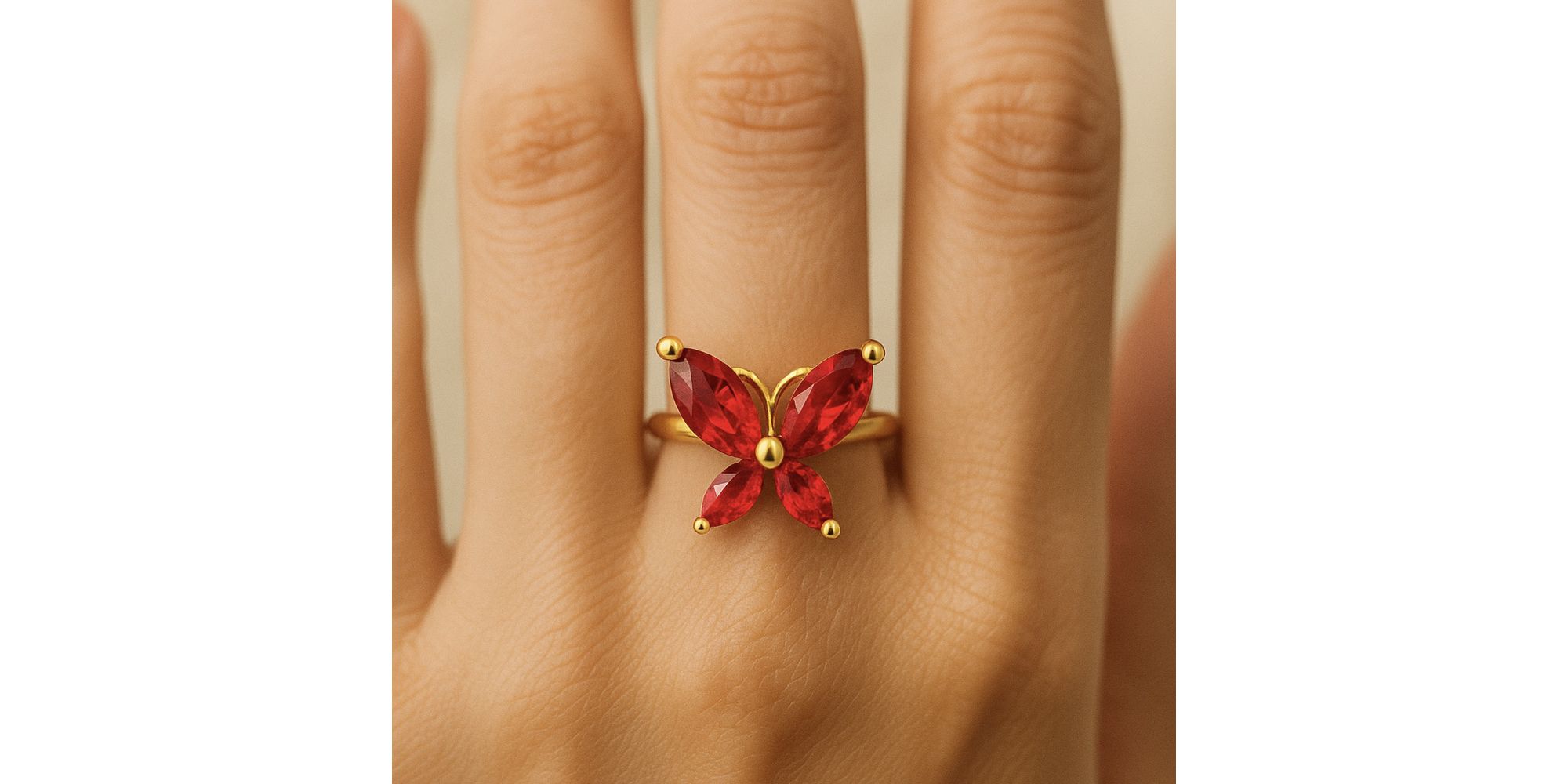 Anel Borboleta Vermelha 4 Pedras Zircônia Banhado a Ouro 18K