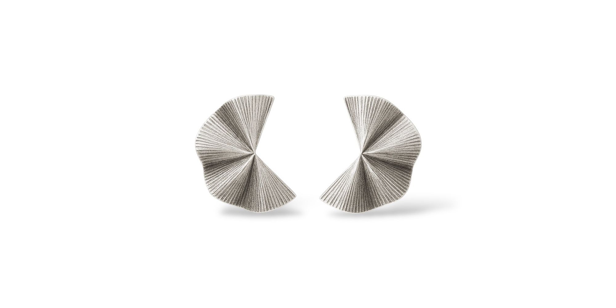 Brinco Leque Banhado a Prata 925