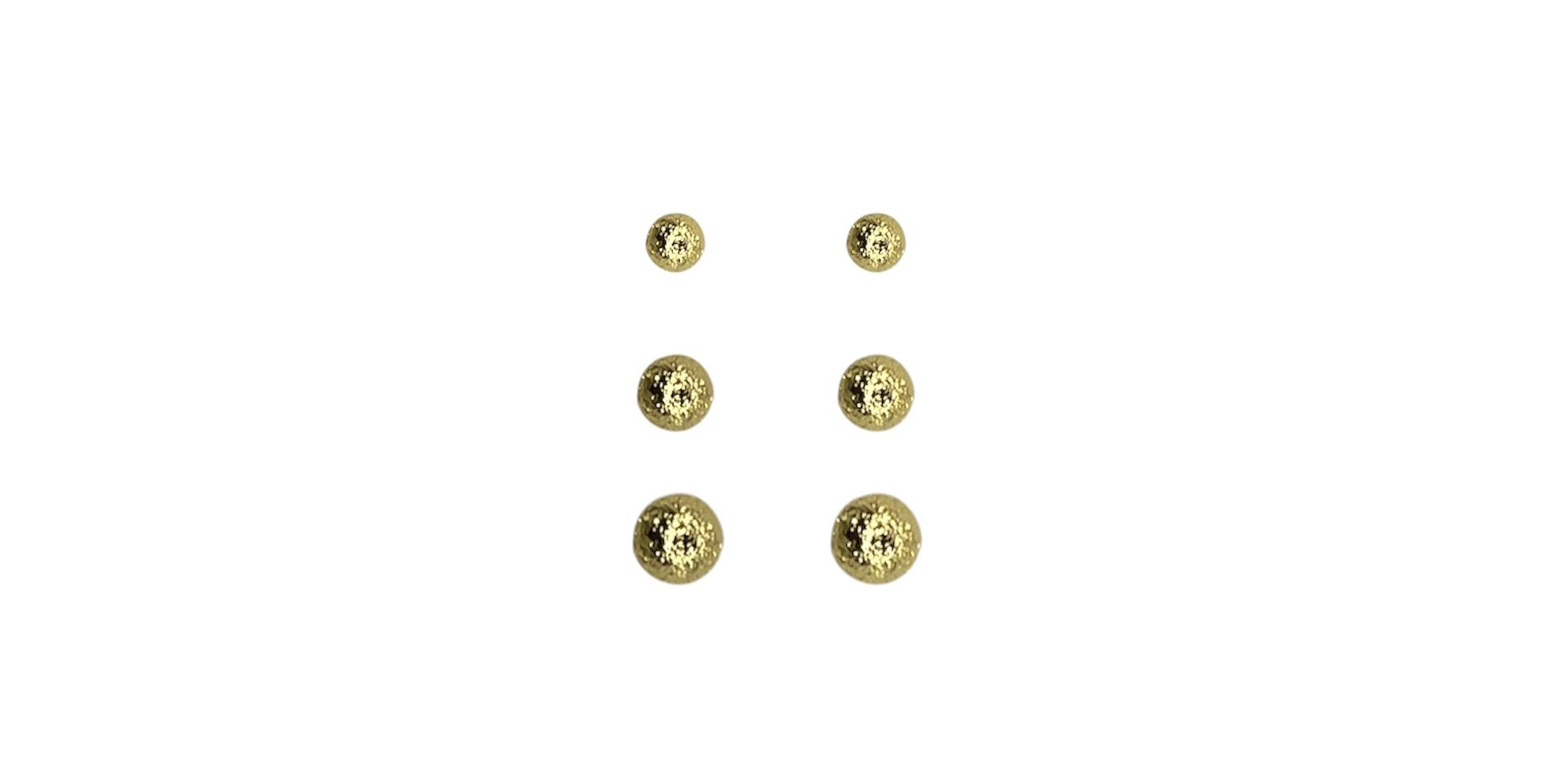 Brinco Trio Bolinha Fosca Banhado A Ouro 18K