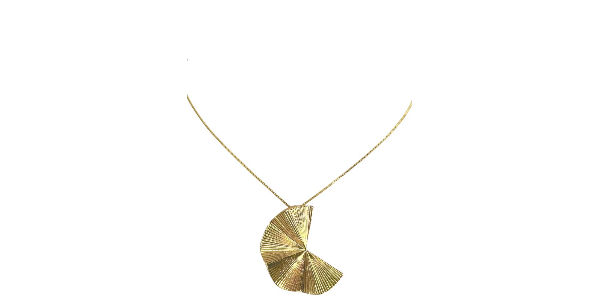 Colar Leque Prega L Banhado A Ouro 18K