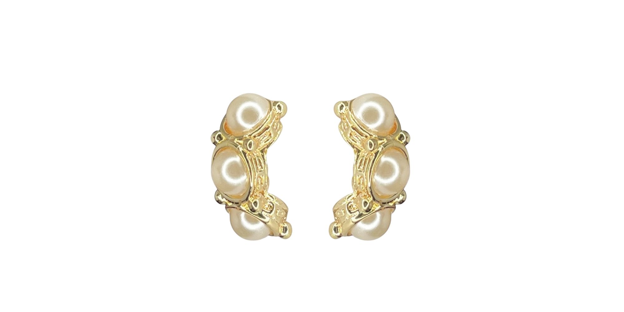 Brinco Três Pérolas Banhado A Ouro 18K