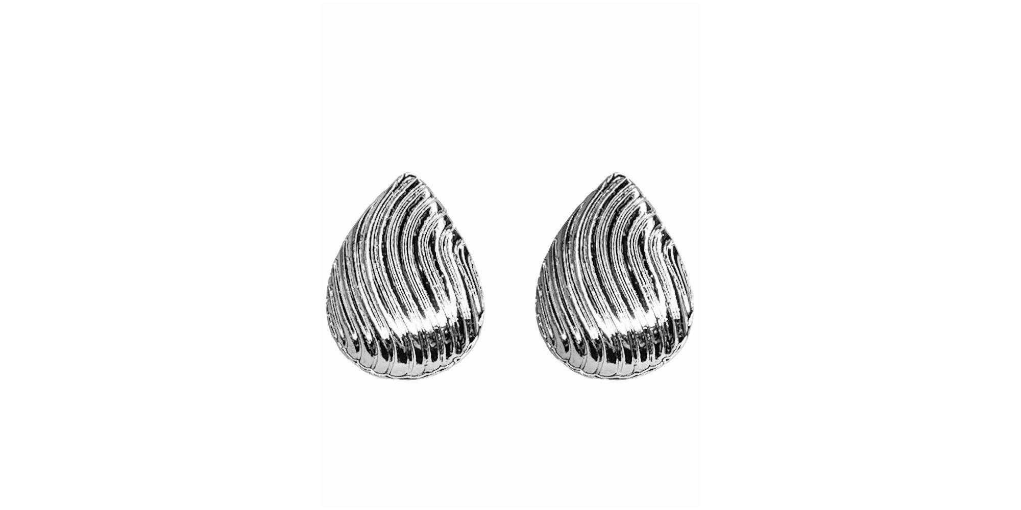 Brinco Gota vintage banhado A Prata 925