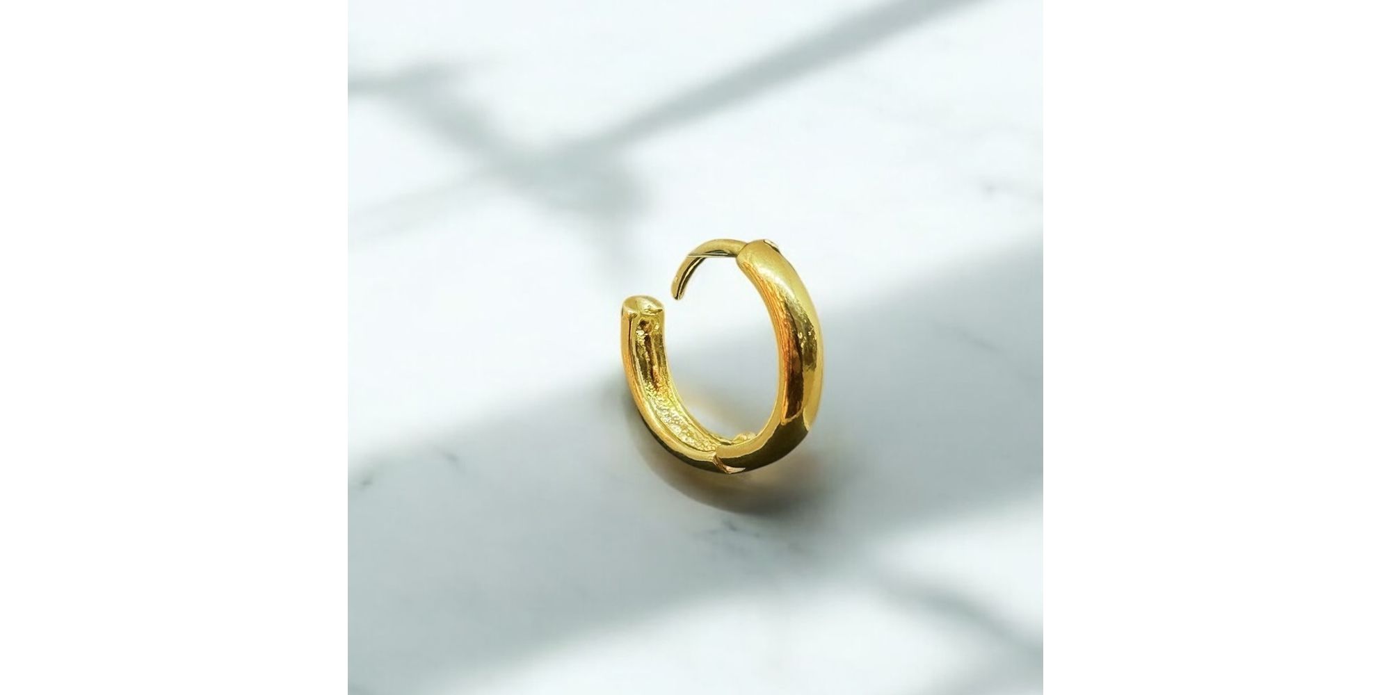 Brinco Argola Lisa 17 Banhado A Ouro 18K