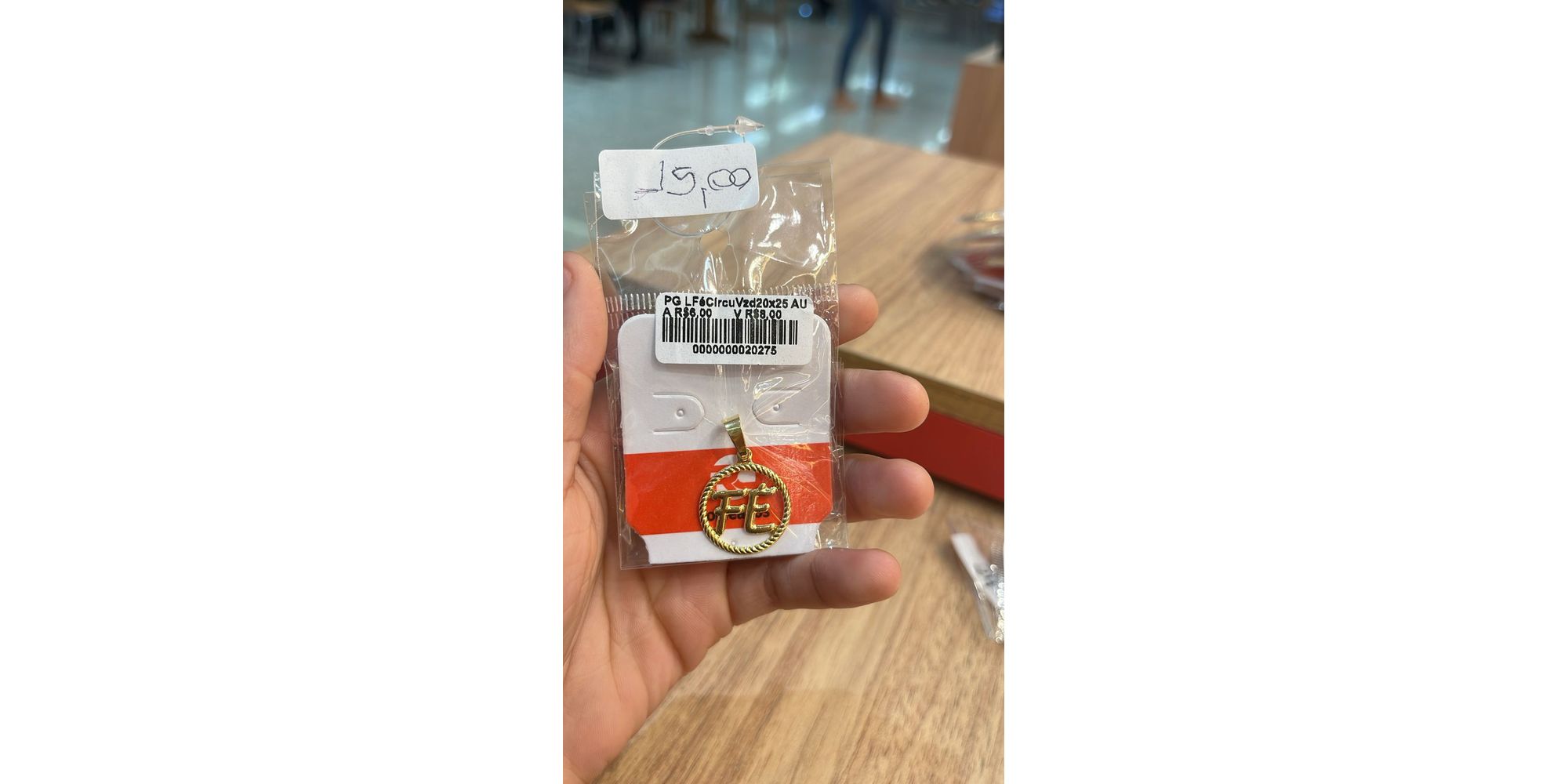 Pingente Latão Fé Círculo Vazado Banhado A Ouro 18K