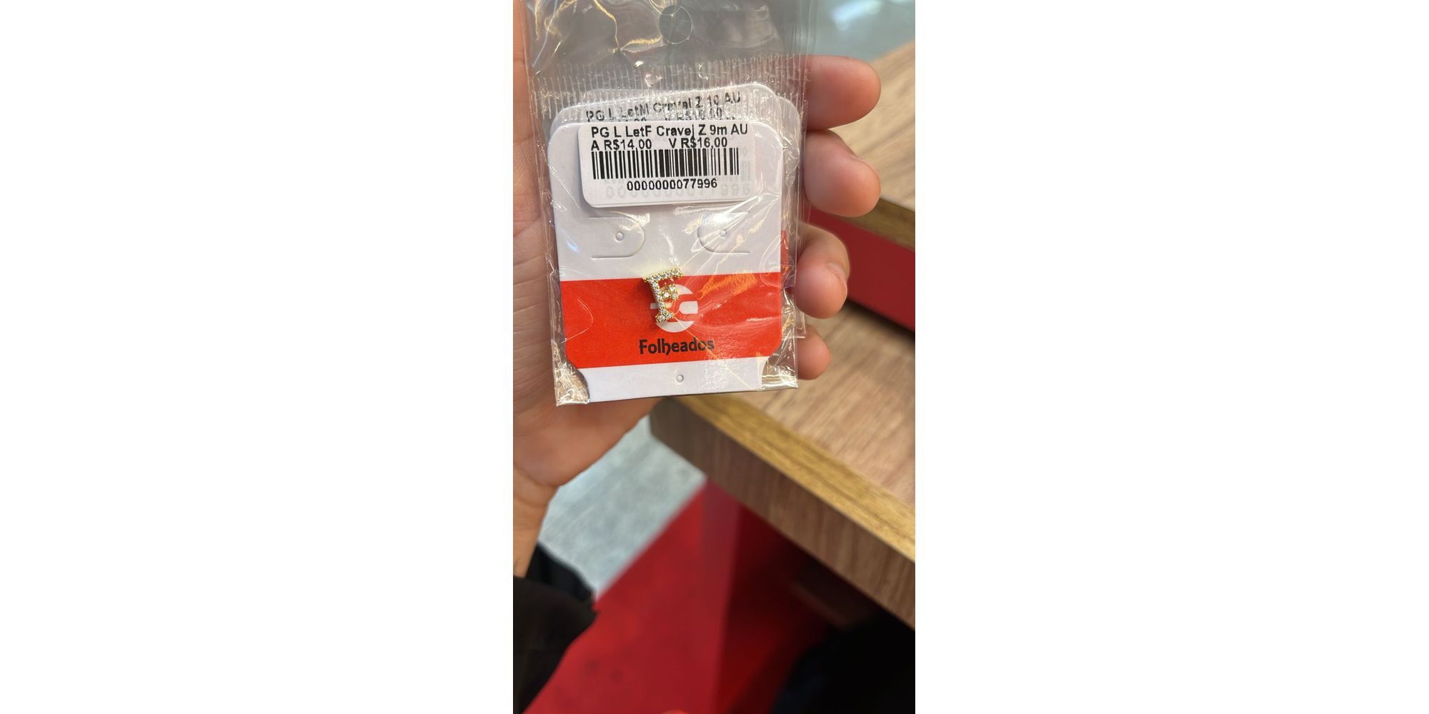 Pingente Latão Letra F Cravejada Zircônia Banhado A Ouro 18K