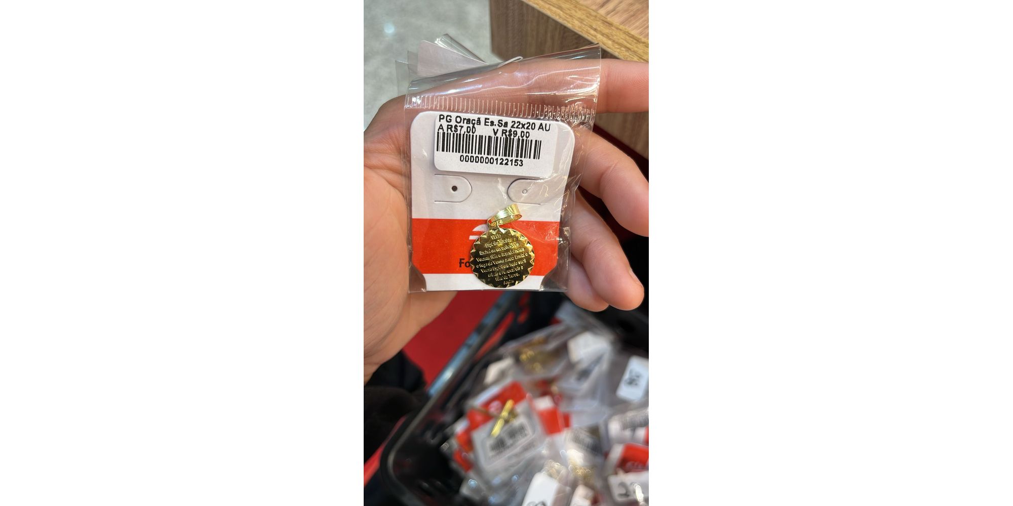 Pingente Oração Espírito Santo Banhado A Ouro 18K