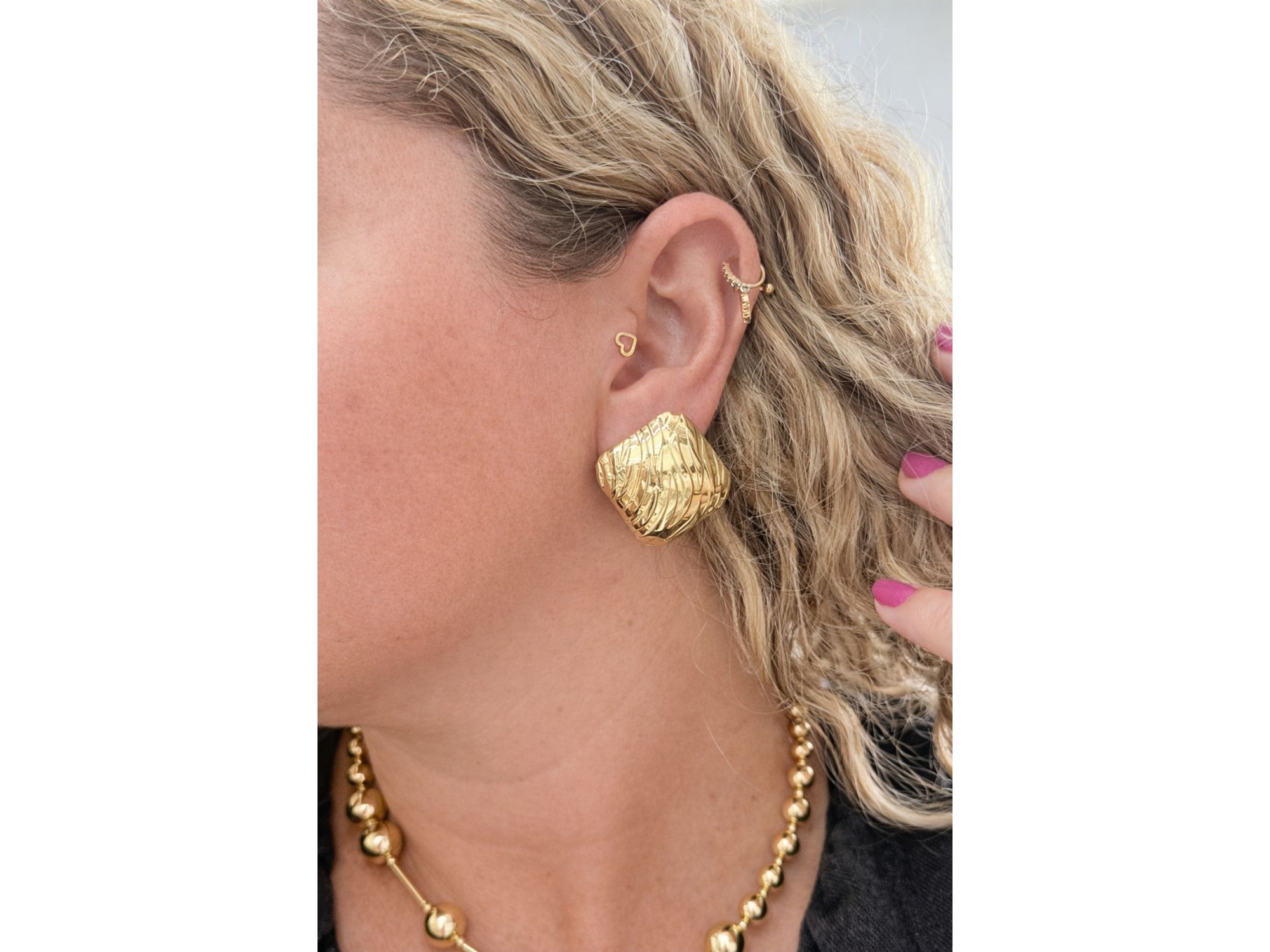 BRINCO QUADRADO DETALHES BIJOUX - Vértice Acessórios