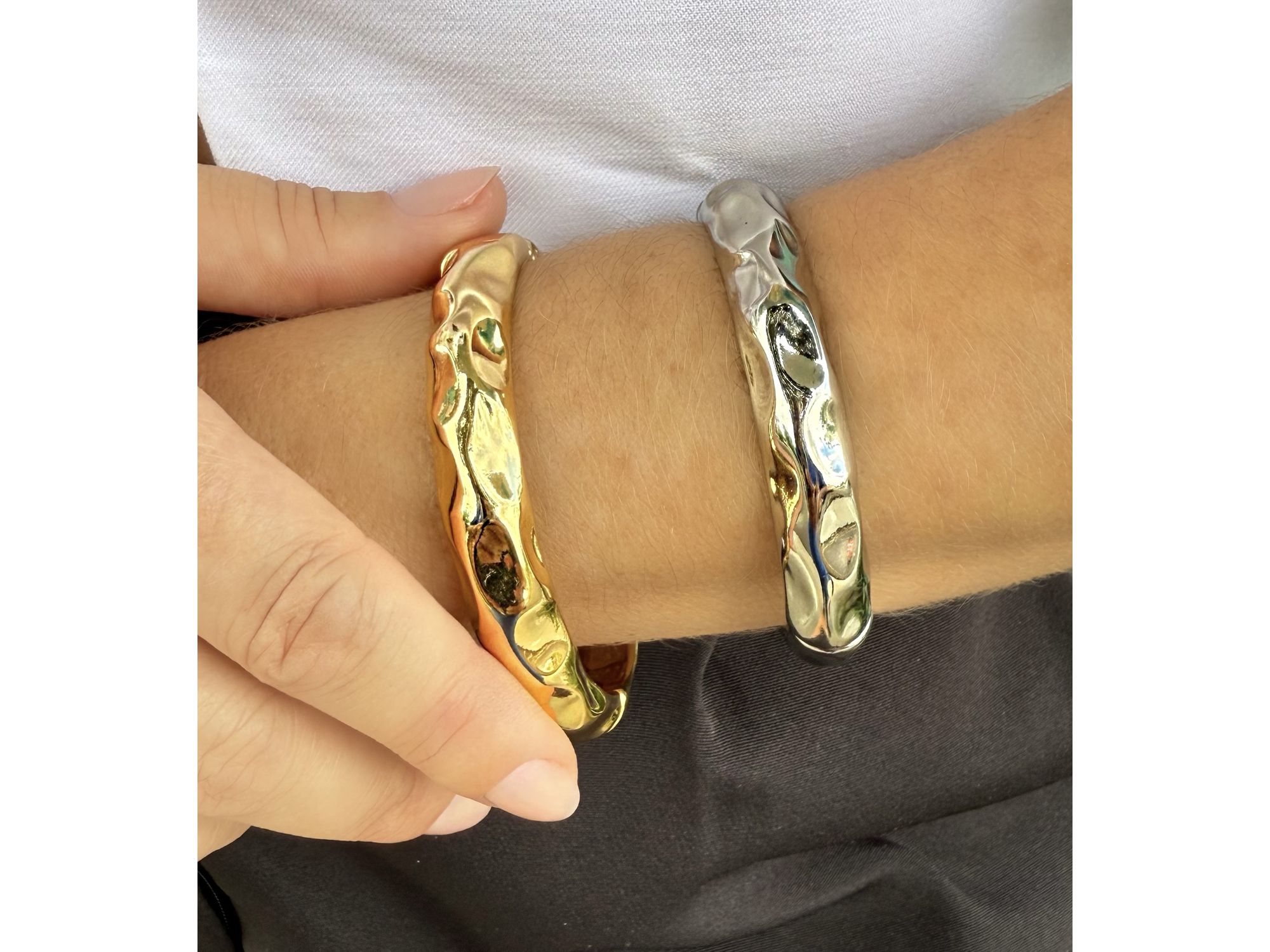 Bracelete Orgânico Martelado - Vértice Acessórios