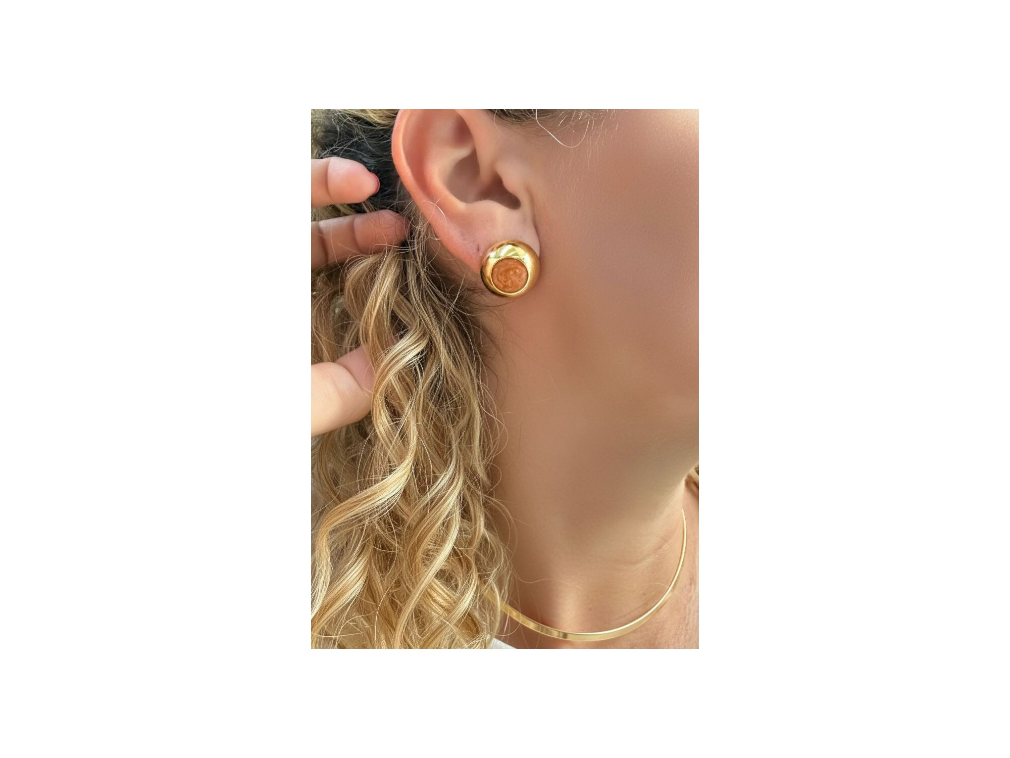 Brinco Bóton Caramelo Premium - Vértice Acessórios