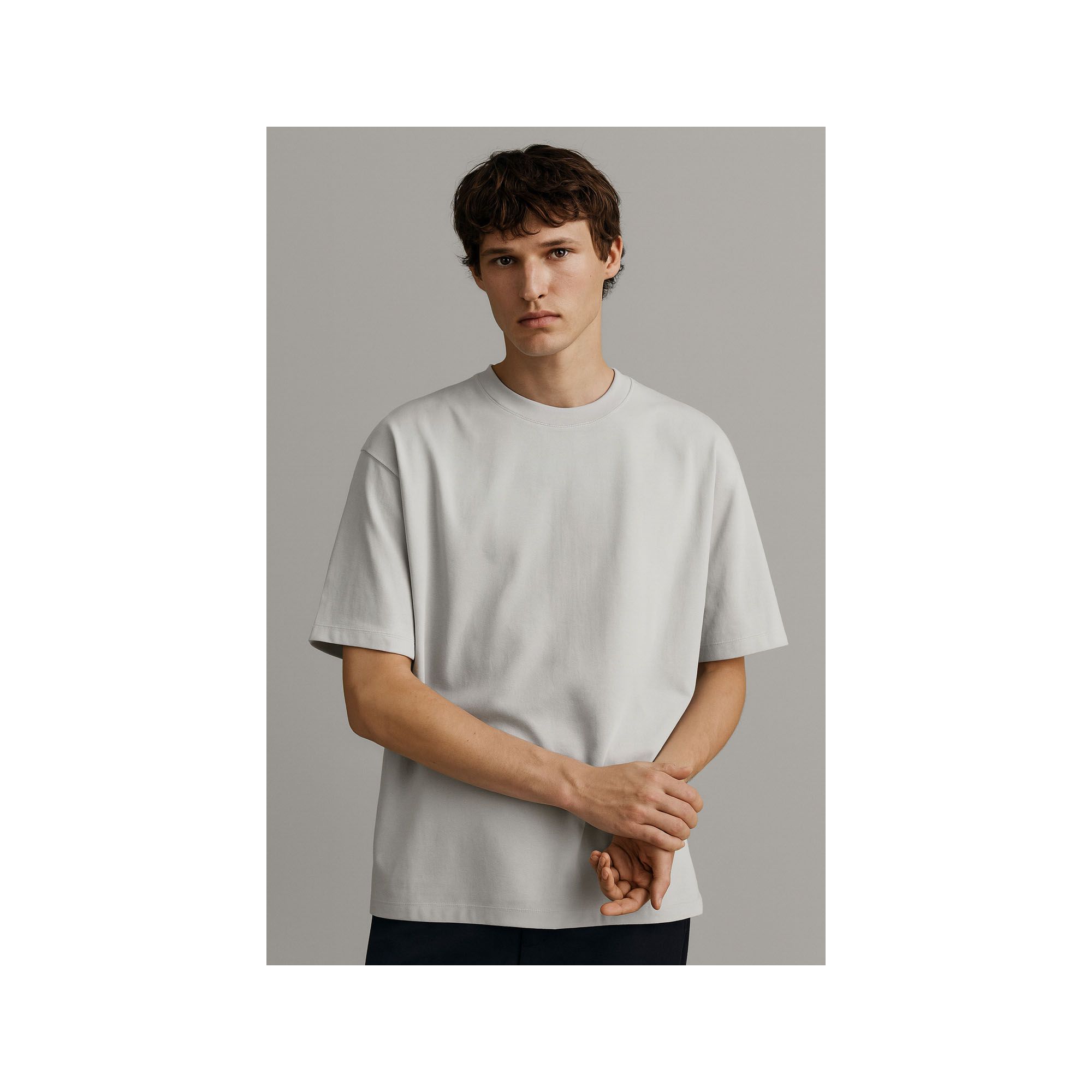 Camiseta Oversized Premium Branca Masculina – 100% Algodão Visual Moderno
