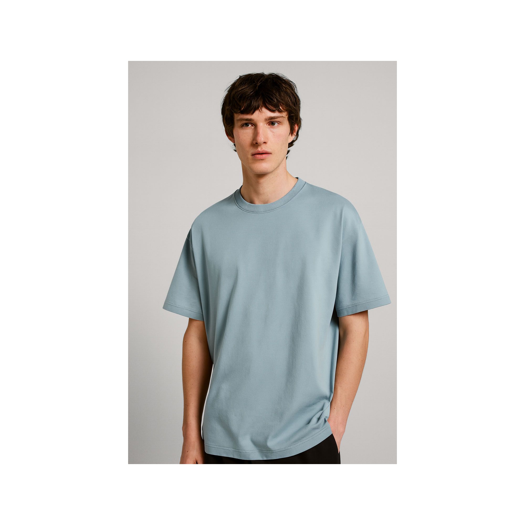 Camiseta Oversized Premium Cinza Masculina – 100% Algodão Visual Moderno