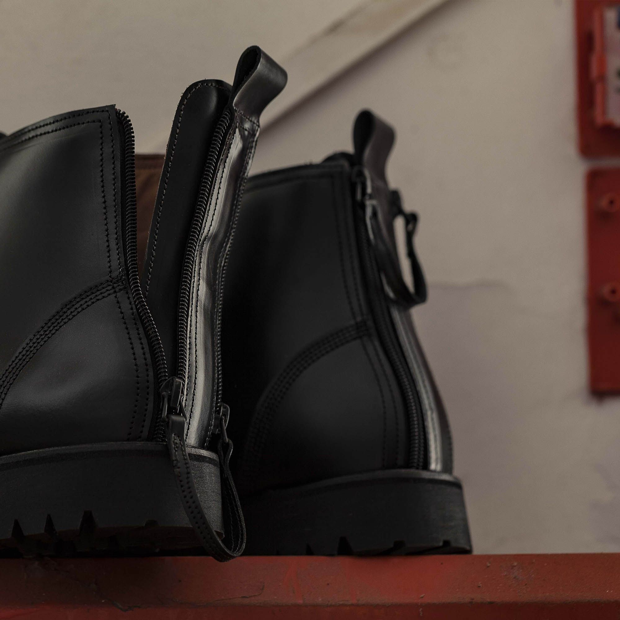 Bota coturno hot sale ziper