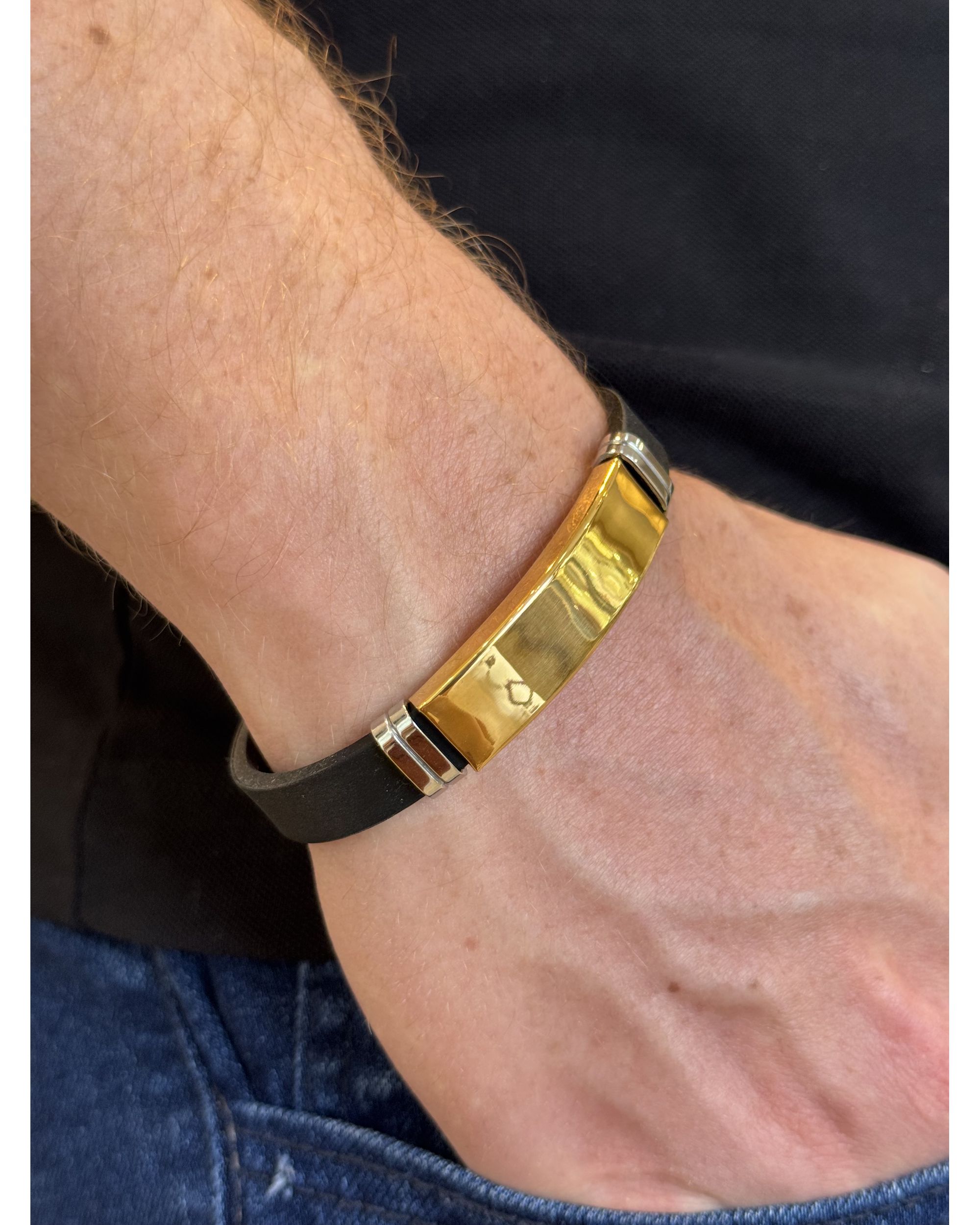 Pulseira Masculina Silicone com Detalhe Placa Lisa 