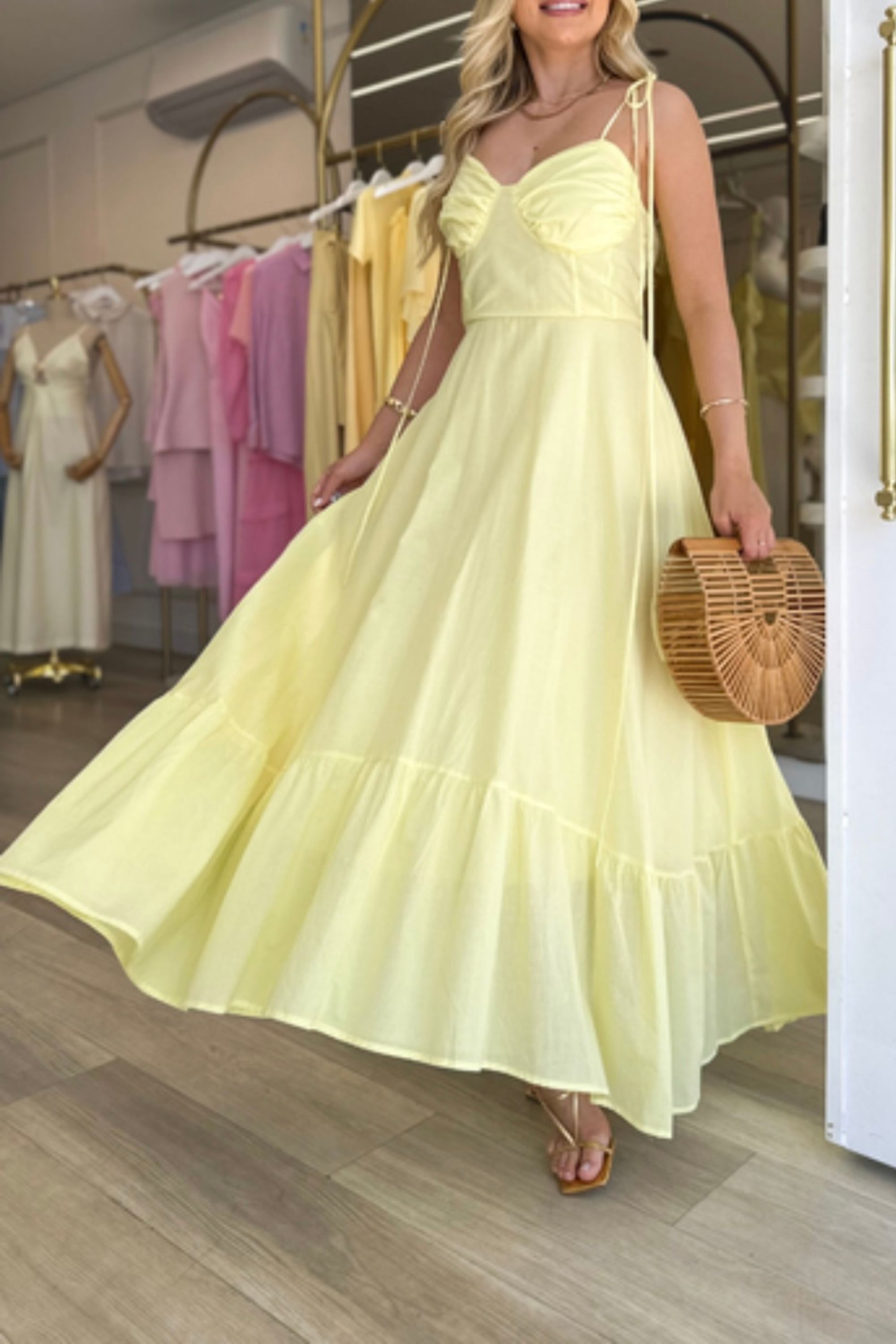 Vestido Europeu Mídi - Amarelo Manteiga - Vanessa Marques Boutique