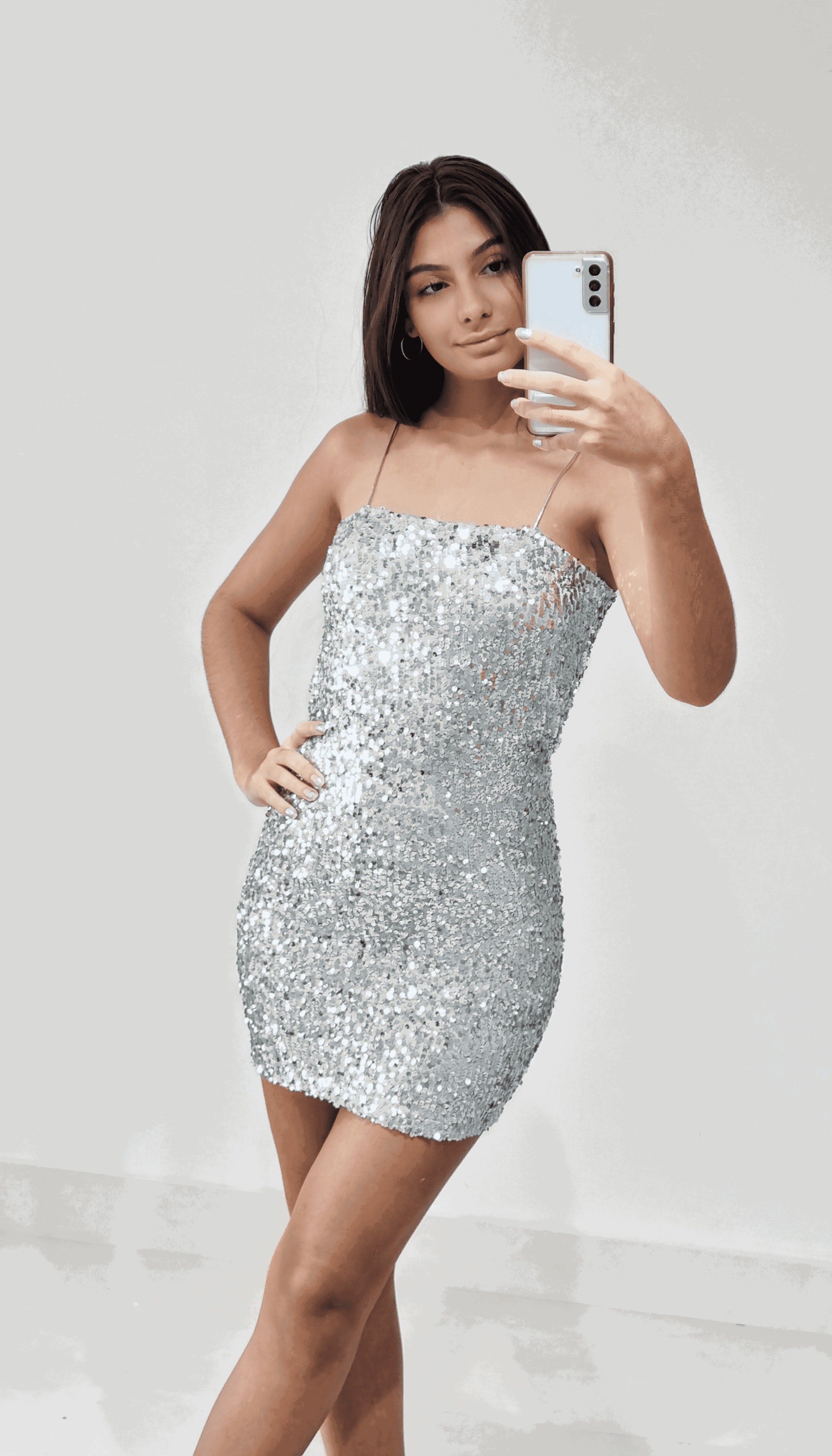 Vestido Paetê Prata de Alça - THASSIA GABRIELA