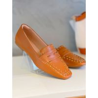 Mocassim Tachas Marrom