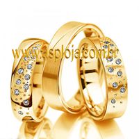 Aliança agregada de casamento ou noivado em ouro amarelo 18K largura 5,5mm