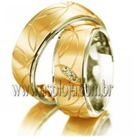  Aliança duo color Simbólica de casamento ou noivado com brilhante personalizado em ouro amarelo largura 8,0mm