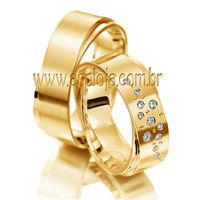 Aliança de Casamento ou Noivado Fantástica em ouro amarelo 18K reta L-7,0 mm