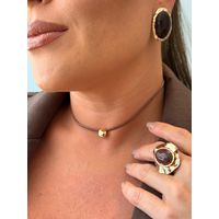 COLAR COURINHO MARROM E PINGENTE ORGÂNICO BANHADO A OURO