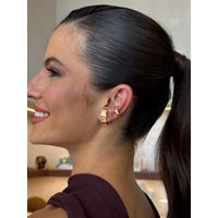 BRINCO EAR HOOK GLAM BANHADO A OURO