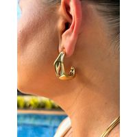 BRINCO MEIA ARGOLA ORGANIC BANHADO A OURO