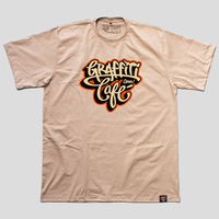 Camiseta GRAFFITI COM CAFÉ - Bege