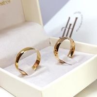 Aliança Clássica Abaulada em Ouro 18k com 4,5 Milímetros
